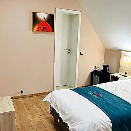 Hotel Libers *